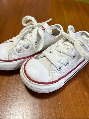 Converse Chuck Taylor All Star White Baby kid Sneakers Size US 6 EU 22 Infant